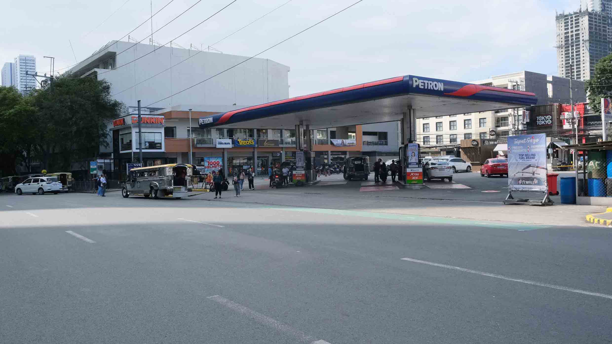 petron (gil puyat st.)